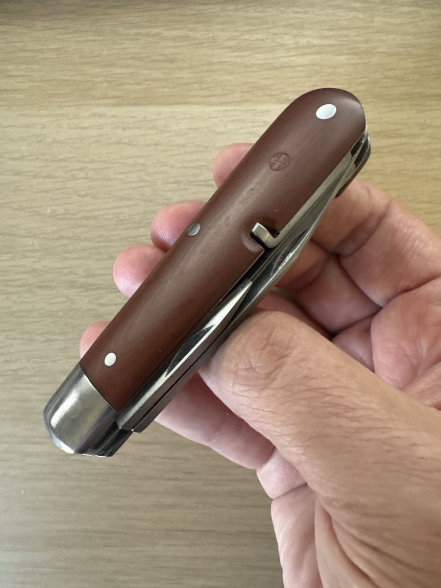 Wenger Taschenmesser: Wenger Delemont Taschenmesser, 1950 – Gebraucht aus Binningen von JCMartin1 1