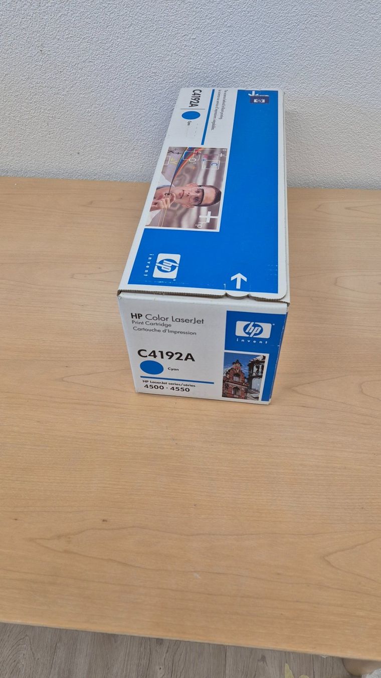 Hewlett Packard Druckerpatronen & Toner: HP Color Laserjet C4192A Cyan – Neu und originalverpackt aus Elgg von computerbrocki 1