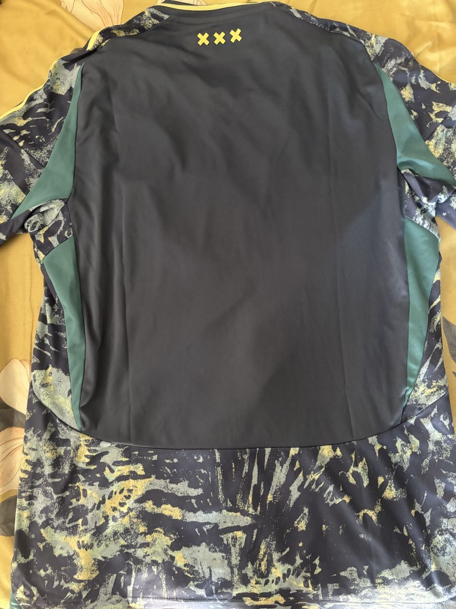 Adidas Canottiere & Pantaloni: Maillot Ajax Away 24/25 Taille L – Usato da Genève venduto da Abdi27 1