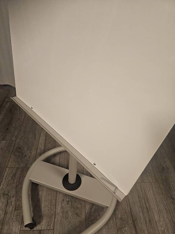 Wandtafeln: Flipchart – Gebraucht aus Wohlen AG von tillyw 1