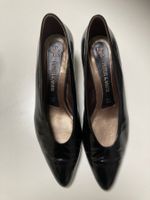 Schuhe Pumps, Peter Kaiser, Gr. 39, schwarz Lack-Leder