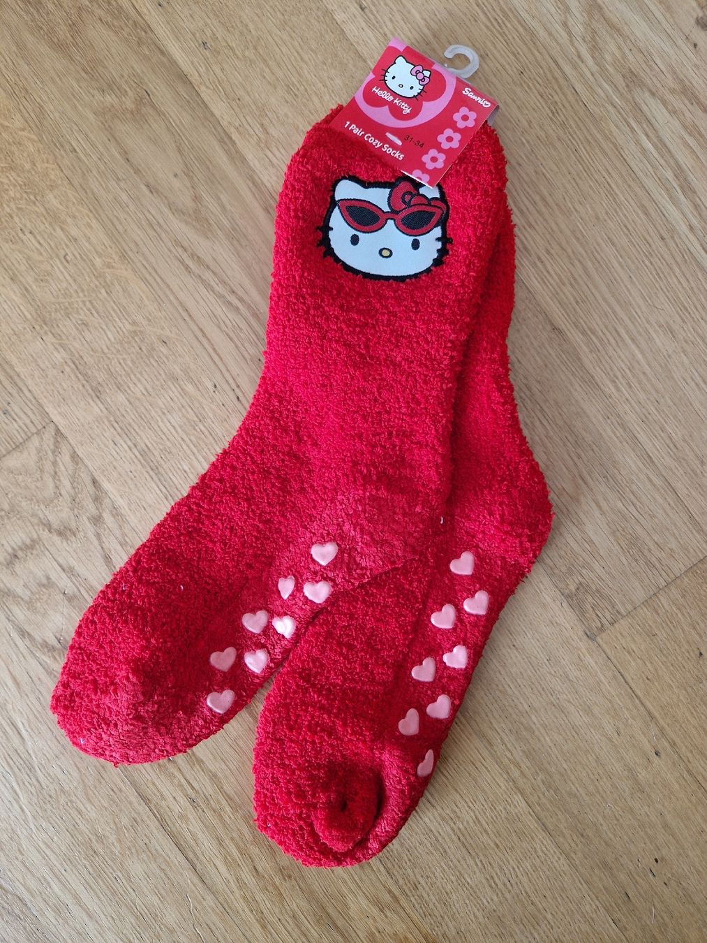 Calze per bambini: Chaussettes Hello Kitty antidérapantes taille 31-34 – Nuovo e nell'imballaggio originale da Penthaz venduto da Sosotroc
