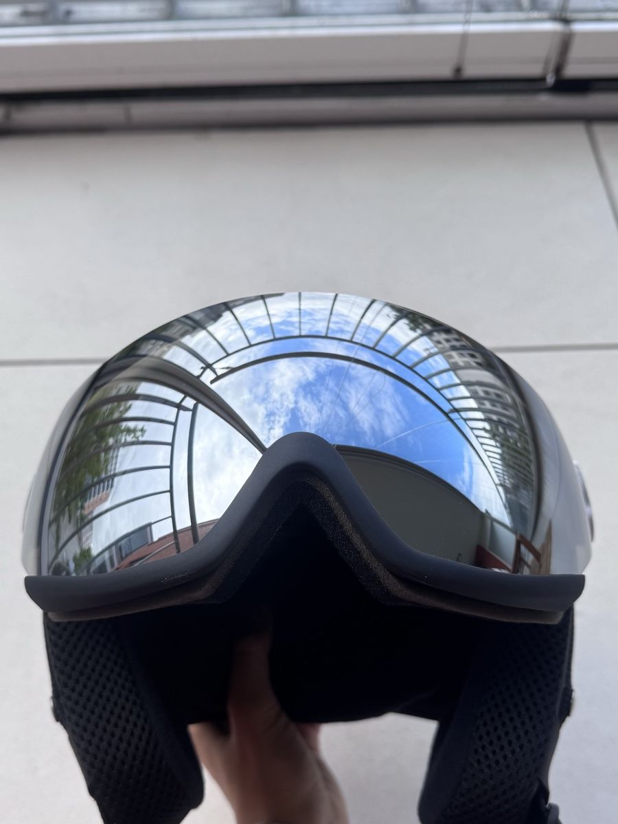 Caschi: Weisser Skihelm mit Visier – Nuovo (secondo la descrizione) da Frauenfeld venduto da sophiaverkauft 1