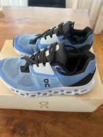 Neue On Cloud Cloudstratus Sneakers Grösse 36.5