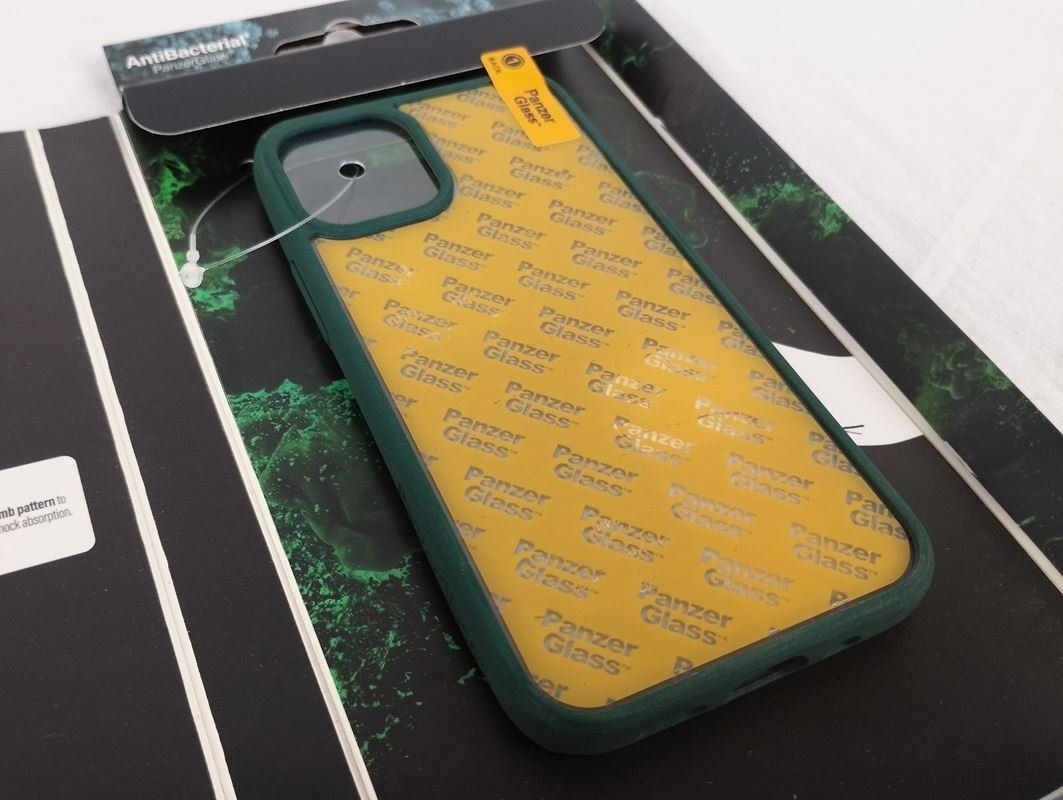 Panzerglass Cover & Protezioni schermo: PANZERGLASS iPhone 12 mini Case – Usato da Schübelbach venduto da Restwert_Schubelbach 3