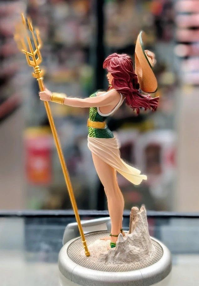 Statuette: DC Collectibles DC Comics Bombshells Mera Statue – Usato da Oberentfelden venduto da FiguresAndGamesPlace 3