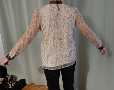 Rosemunde Spitzenbluse Gr. 38 beige schwarz elegant Festtage