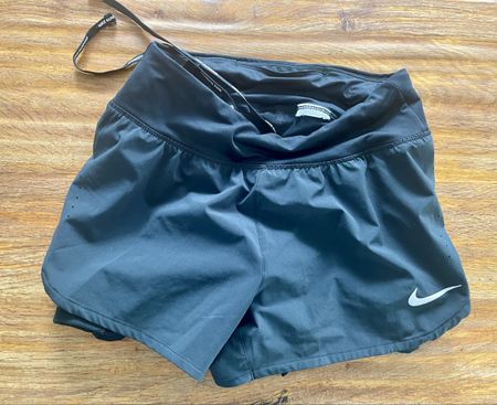 Tolle NIKE Dri Fit Shorts