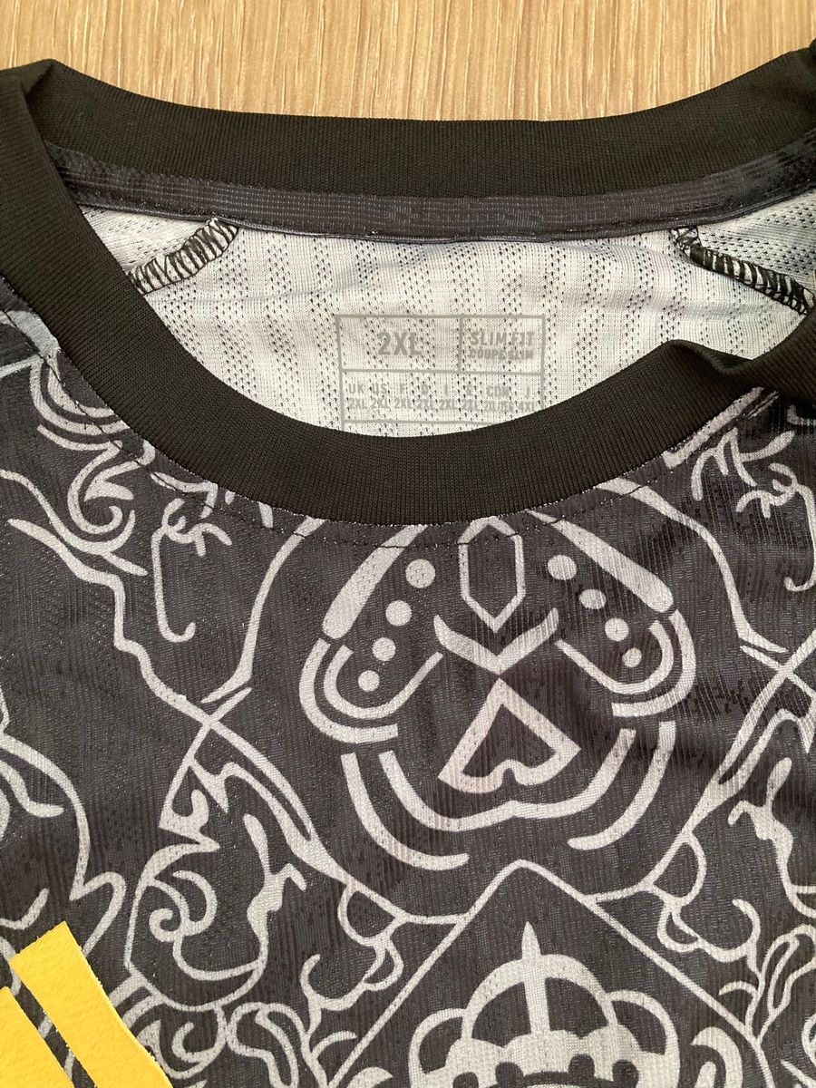Real Madrid Leibchen & Hosen: Fussballtrikot Real Madrid Grösse L – Neu (gemäss Beschreibung) aus Ettingen von rah_xgy9 4