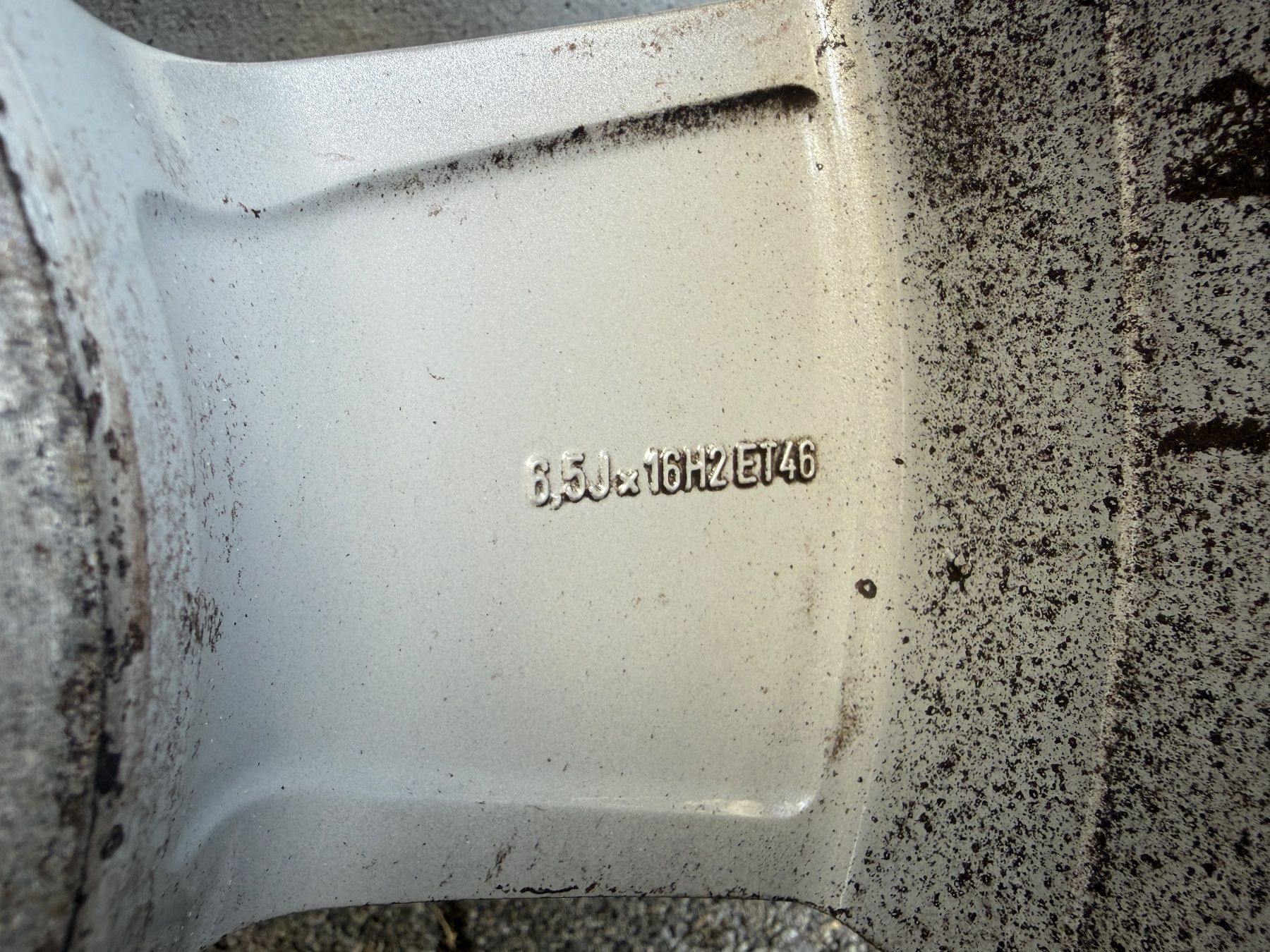 Volkswagen Pneus & Kompletträder: Winterkompletträder 16 Zoll – Gebraucht aus Weisslingen von way-aviation 3