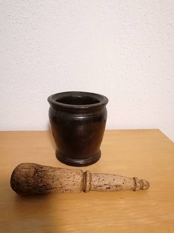 Altro per cucinare: Alter Mörser aus Holz, Holzmörser – Usato da Inwil venduto da Dance78 2