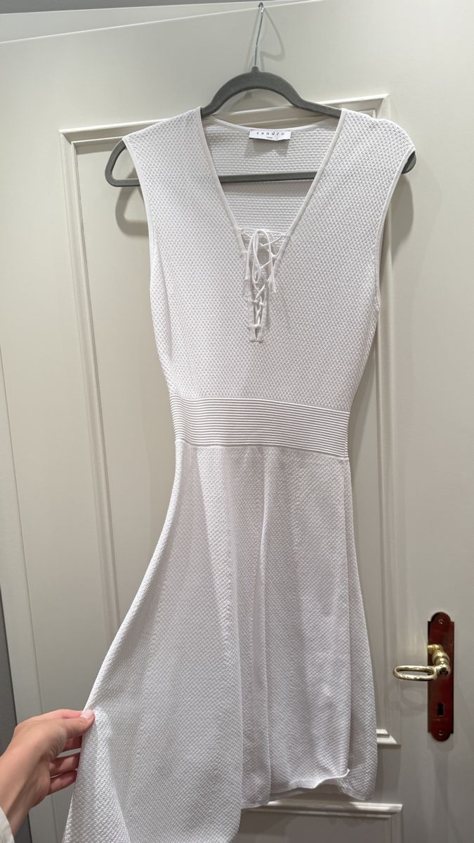 Sandro Robes: Robe xs-s – D'occasion à geneve par gro_7mmx