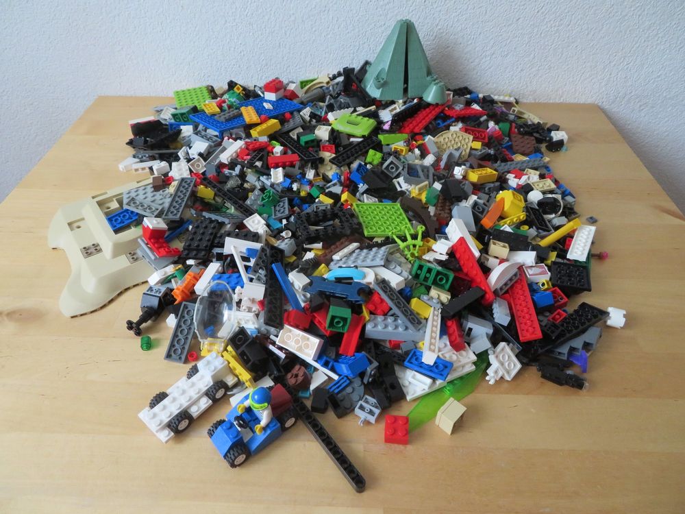 Lego Giocattoli: LEGO KILOWARE ca.1,8kg – Usato da Zürich venduto da piroma 7