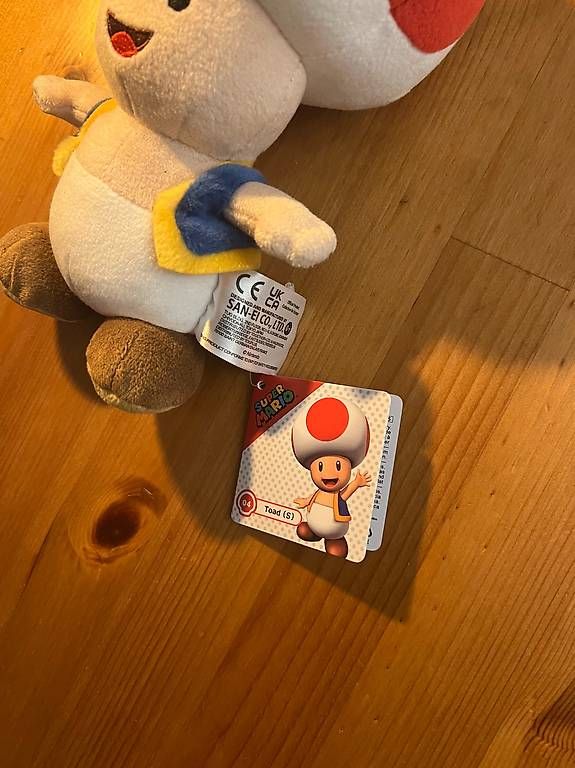 Figurines: SUPER MARIO Toad-Plushy – Neuf avec emballage d'origine à Zürich par mai_np2c 1