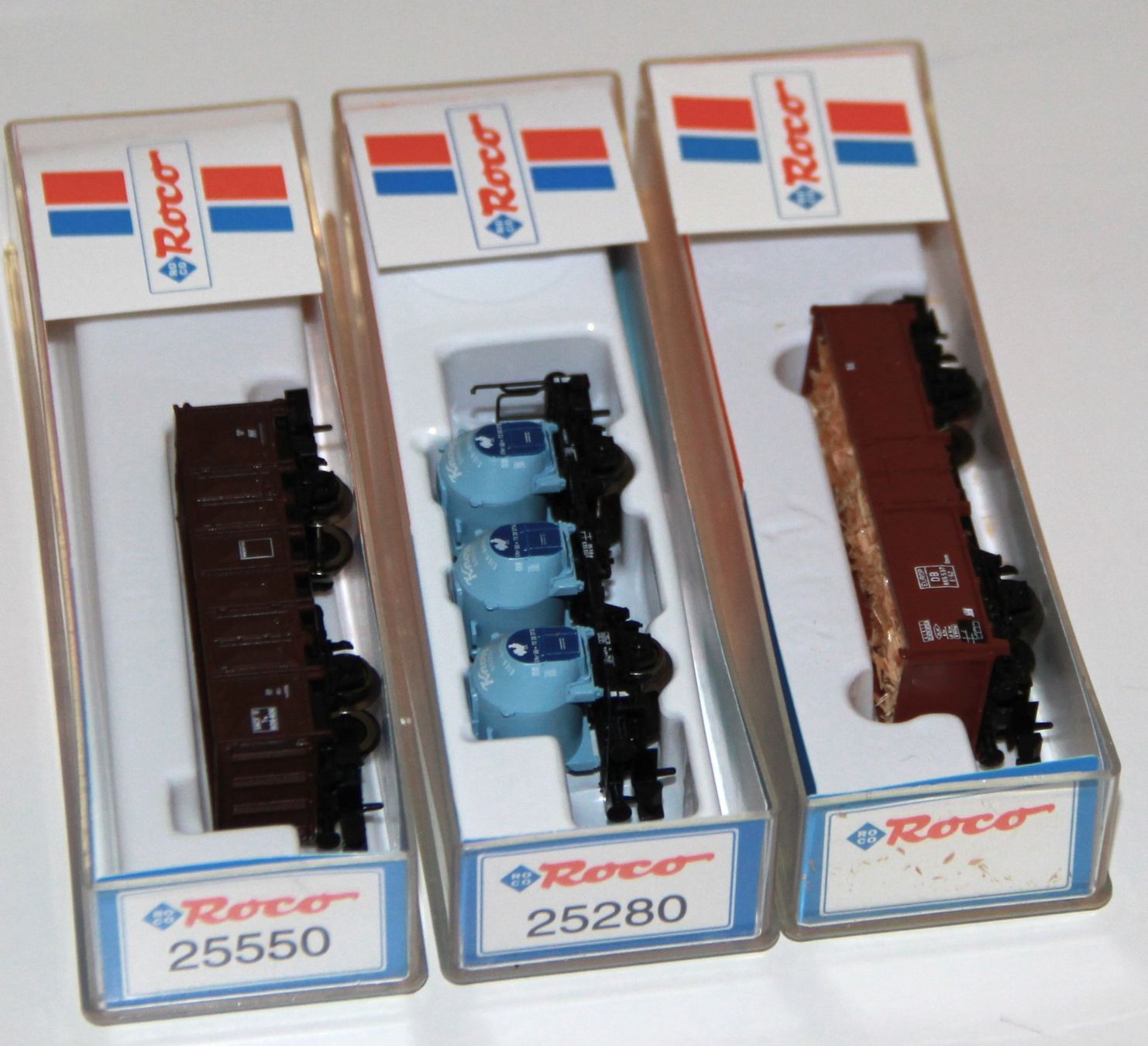 Roco Modellini di ferrovie: Roco Spur N - Set mit 3 Güterwagen - aus Sammlung – Usato da Giebenach venduto da eurosportler 1