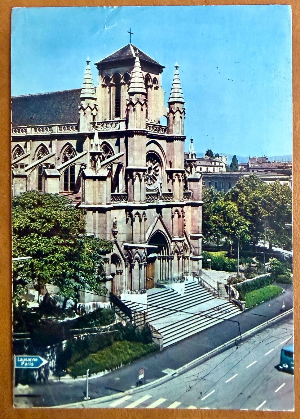 Ansichtskarten: Genève - Eglise Notre - Dame – Gebraucht aus Lutry von Ediego