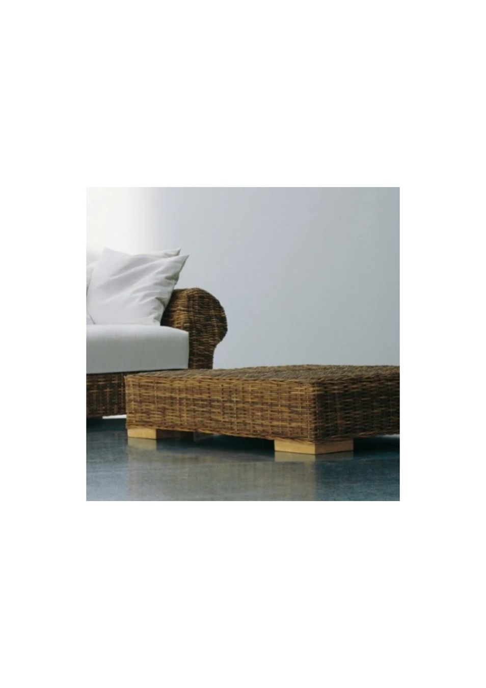 Gervasoni Tavoli: Gervasoni Coffee Rattan Table Croco 10 – Usato da Luzern venduto da ChristianK02
