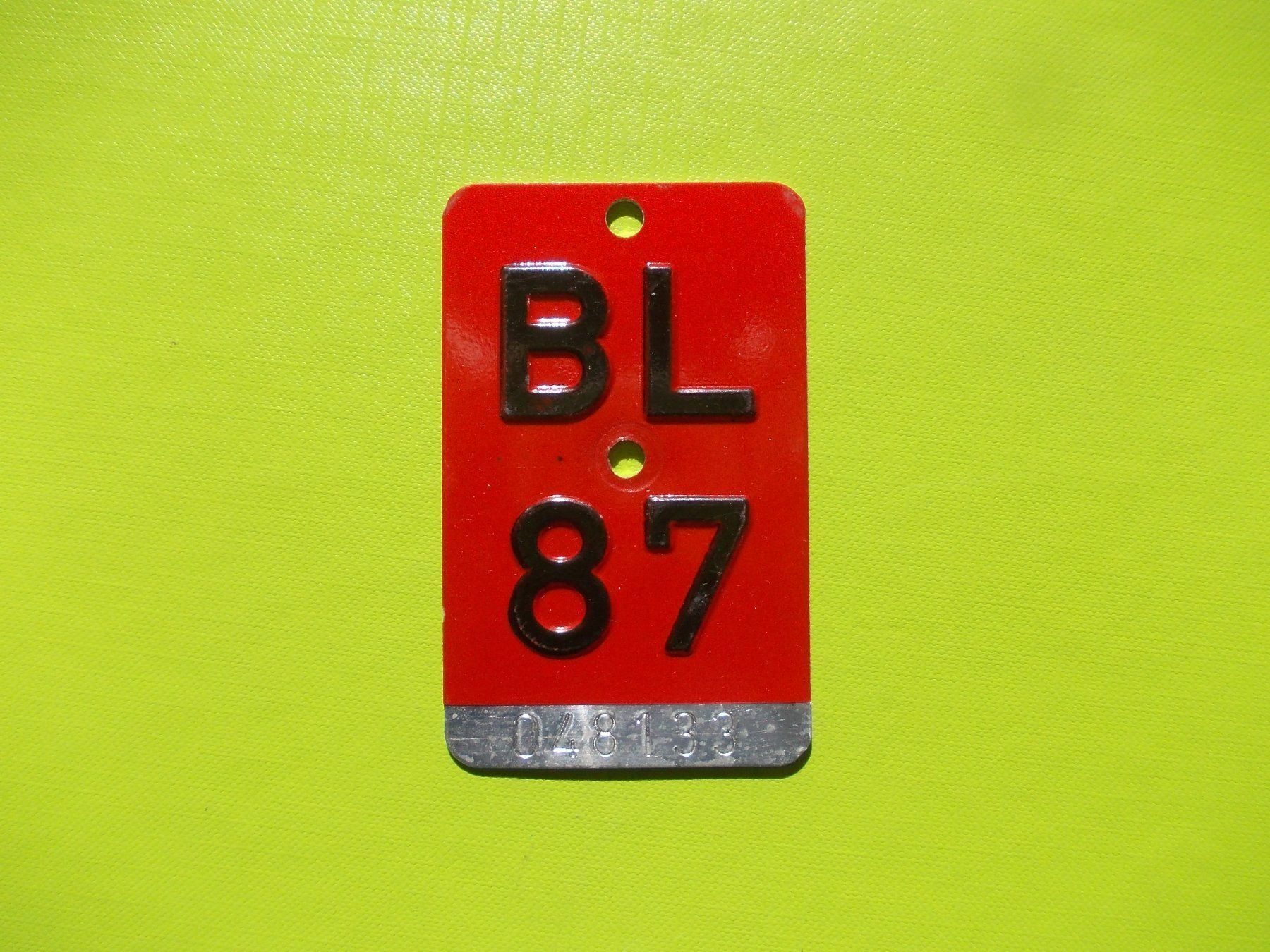 Insegne: Velonummer / Fahrradnummer BL 87 – Usato da Gsteigwiler venduto da HORMIGA21