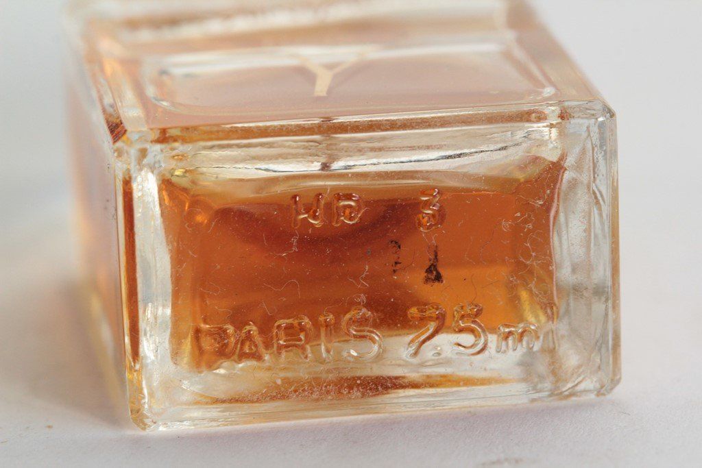 Saint Laurent Profumi & Eau de Toilette: YVES SAINT LAURENT Parfum Y 7,5 ml – Usato da Vandoeuvres venduto da Dom-Tom 2