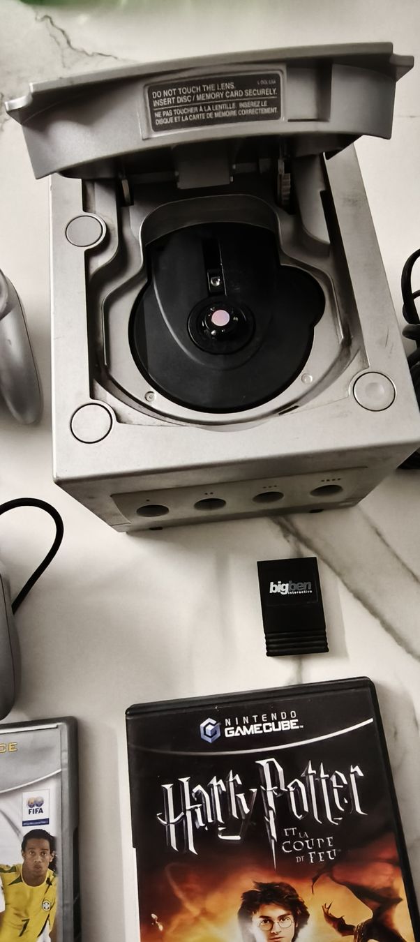 Nintendo Console: Nintendo Gamecube Silber mit 2 Controller + 6  TOP Games – Usato da Oensingen venduto da ece_8k7q 2