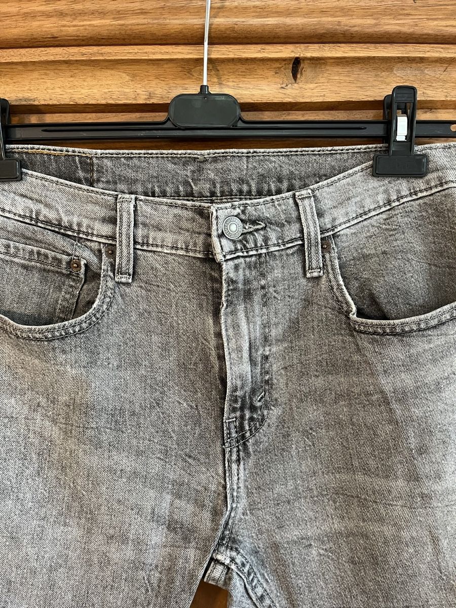 Levi's Jeans: Levi‘s, 512, grau, Gr. 31/30 – Gebraucht aus St. Gallen von Gloom22 1