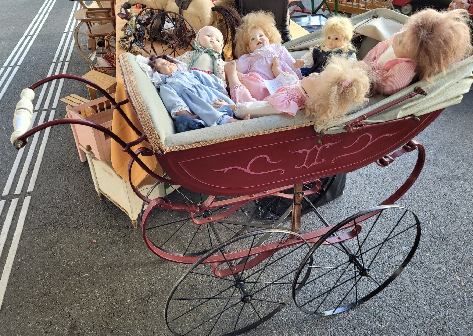 Puppenwagen: Puppenwagen antik – Gebraucht aus Oberwangen b. Bern von est_d8gf 4