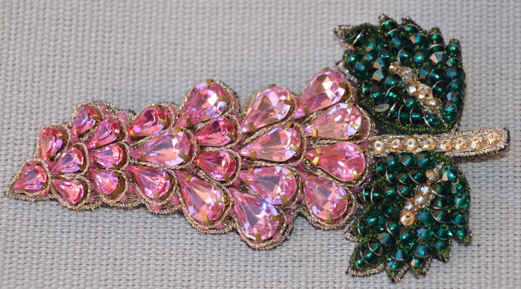 Gucci Broschen & Nadeln: Gucci Kristallbrosche / Broche en cristal – Gebraucht aus Collonges von arashee 3