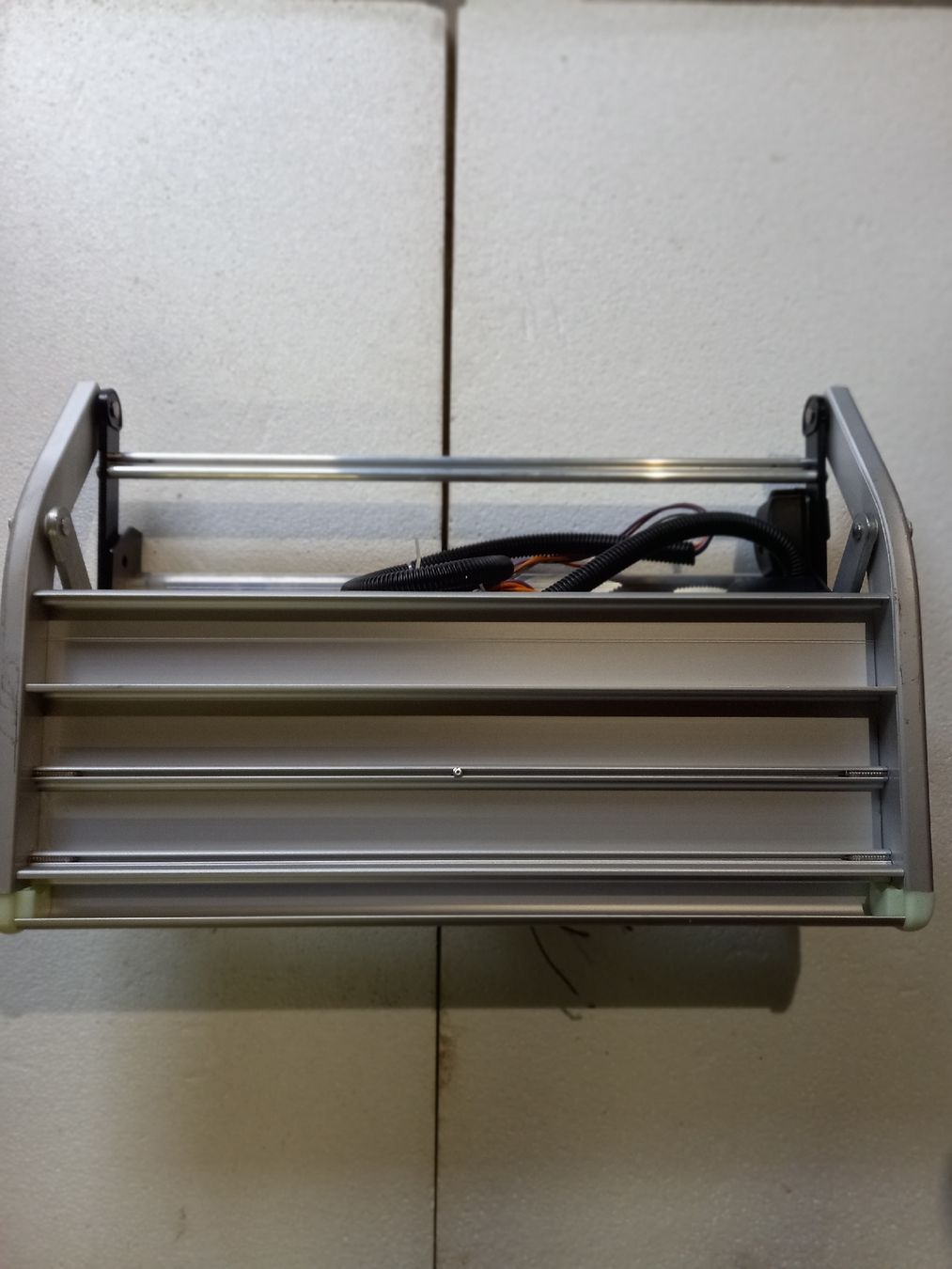 Treppen: Trittstufe Wohnmobil elektrisch – Neu (gemäss Beschreibung) aus Thayngen von OLMIC 1