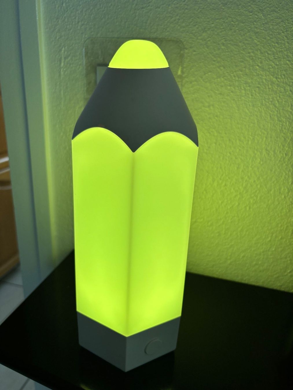 Ikea Lampade: IKEA   PELARBOJ     Tischleuchte, bunt – Usato da Witterswil venduto da Bysser 3