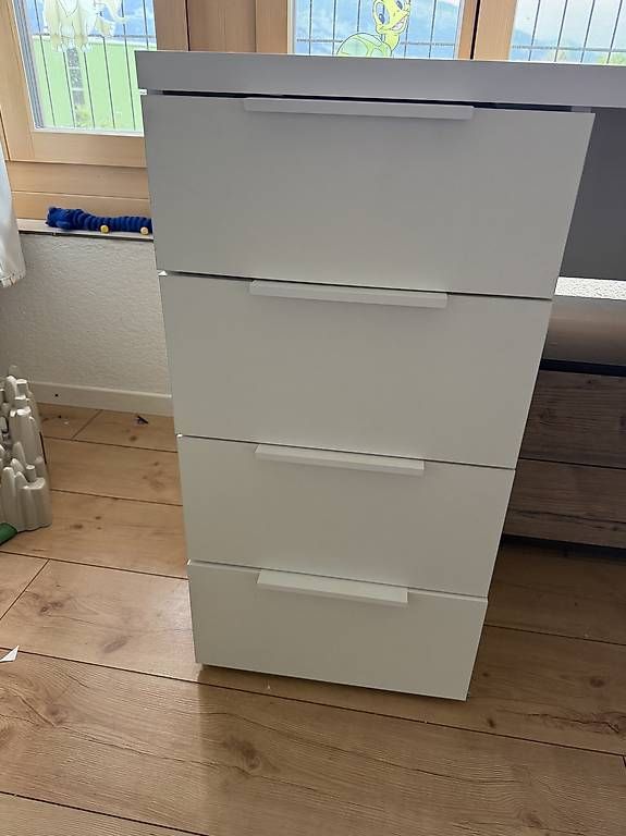 Scrivanie: Bürotisch wie neu – Usato da Gwatt (Thun) venduto da Bennae 2