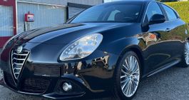 Alfa Romeo Giulietta schwarz