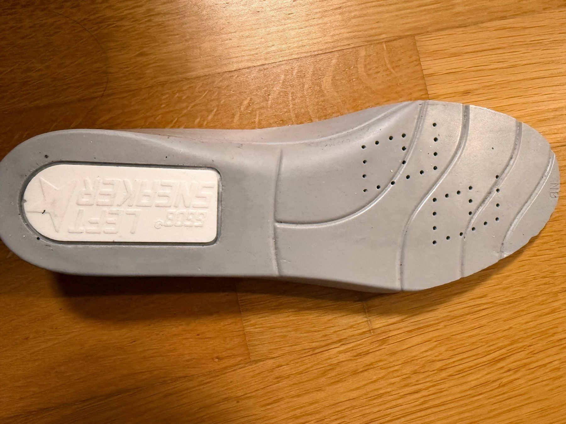 Golden Goose Scarpe da donna: Golden Goose Sneaker 38 Gr – Nuovo (secondo la descrizione) da Emmen venduto da kor_22qp 9