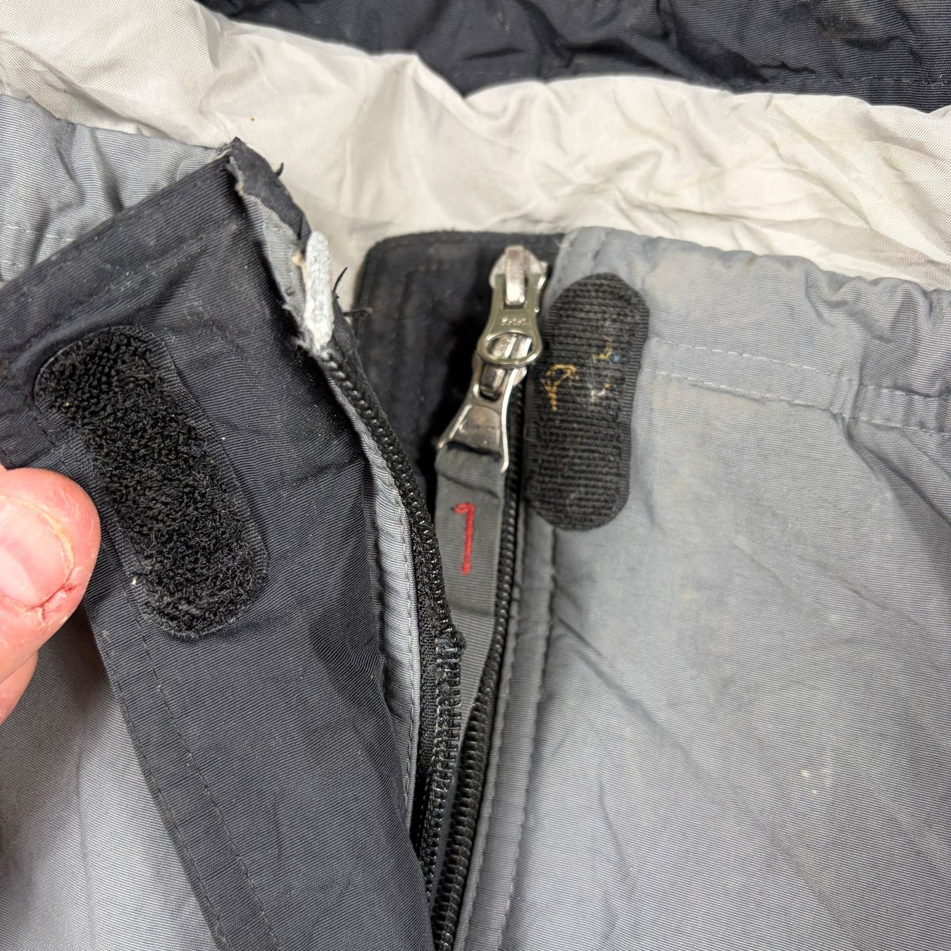 Nike Giacche: Blouson Nike Vintage gris - L – Nuovo (secondo la descrizione) da Hauterive NE venduto da Leo_o 9