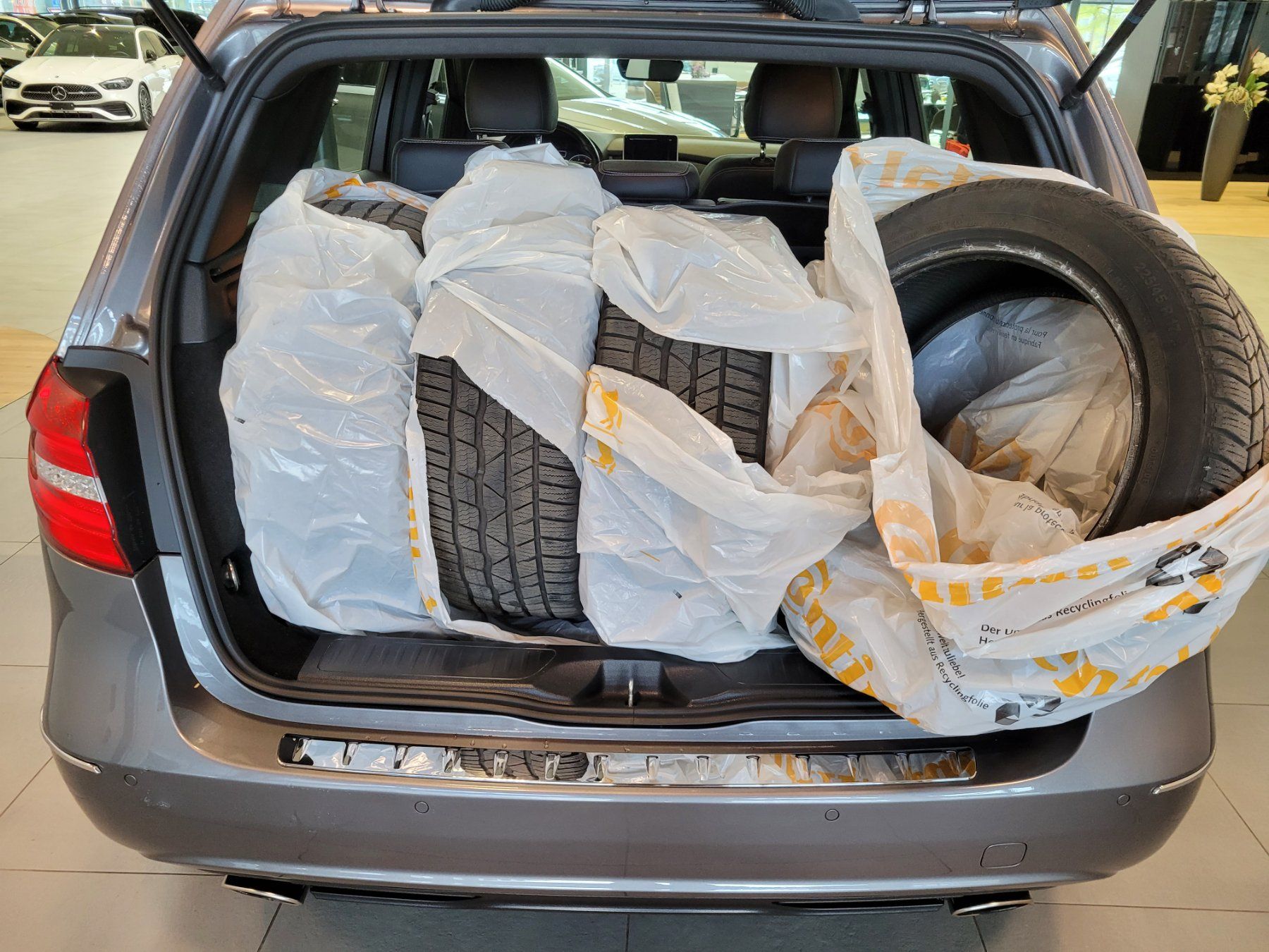 Mercedes-Benz Automobili: Mercedes-Benz B 200 – Usato da St. Gallen venduto da HirschAutomobileAG 4