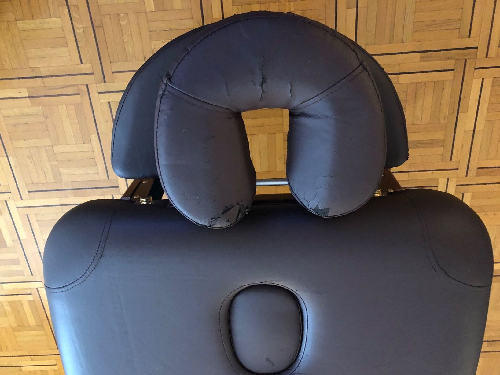 Lettini & sedie per cosmetici: Table de massage – Usato da Préverenges venduto da groli_mur 3