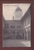 AUBONNE - Cour du Château