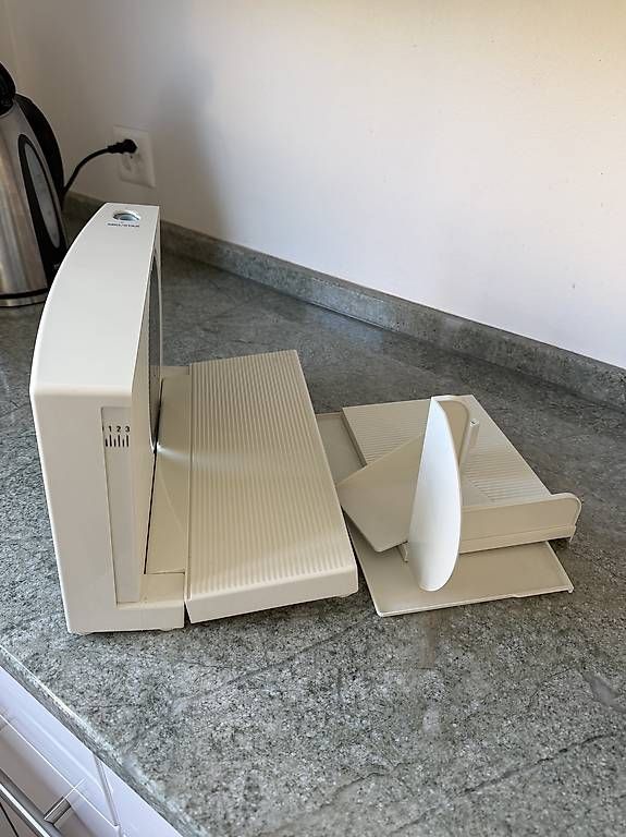 Elettrodomestici da cucina: Miostar Schneidemaschine – Usato da Bottmingen venduto da Murtzli 1