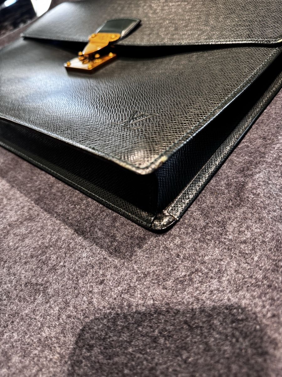 Louis Vuitton Valigie & Borse: Louis Vuitton Aktentasche – Usato da Liestal venduto da KLAG 7