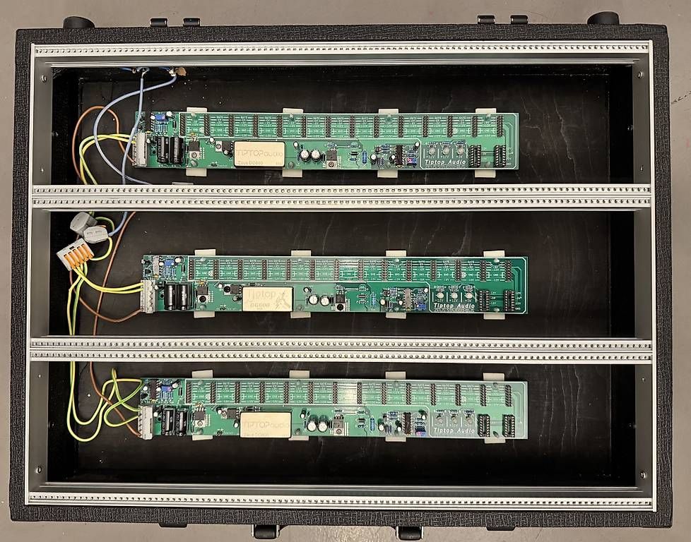 Altri accessori: Eurorack Case 9U 104HP – Usato da Zürich venduto da brundelre
