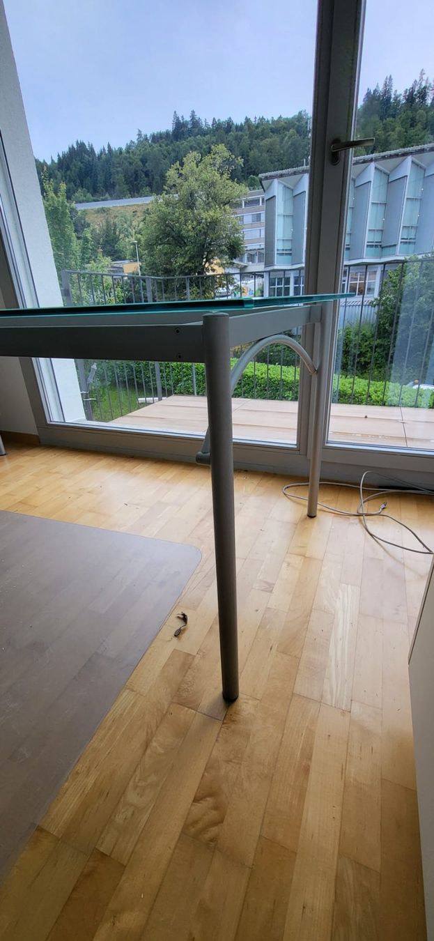 Tables: Bürotisch Glas – D'occasion à Horgen par Sonya2 3