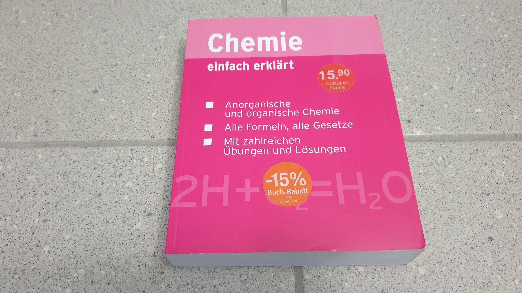 Livres: Chemie einfach erklärt – D'occasion à Stäfa par Supertramp73