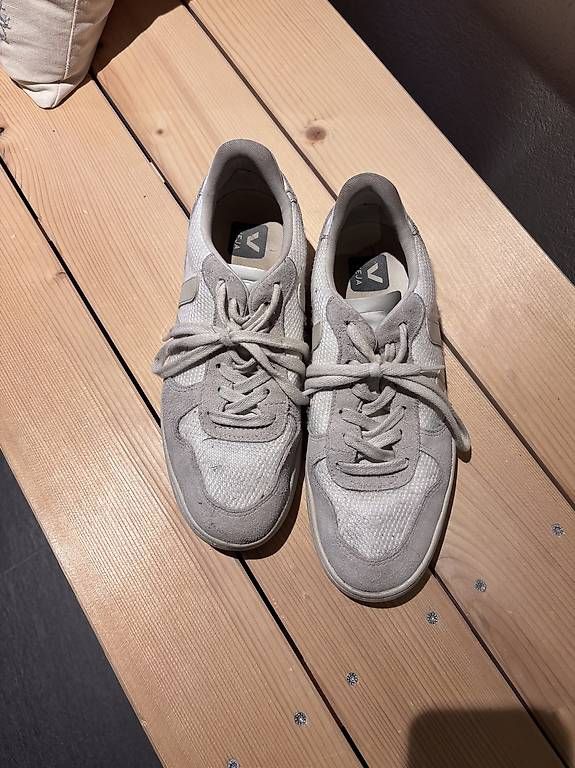 Scarpe da uomo: Veja Sneaker weiss – Usato da Herisau venduto da Baum_91 1