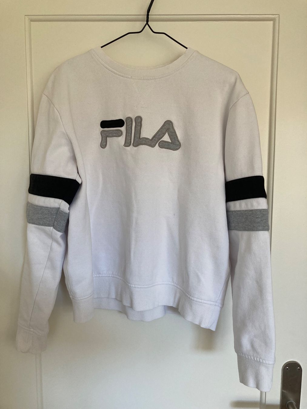 Fila Pullover & Sweatshirts: Weisser Pullover von FILA – Gebraucht aus Zürich von vesieber