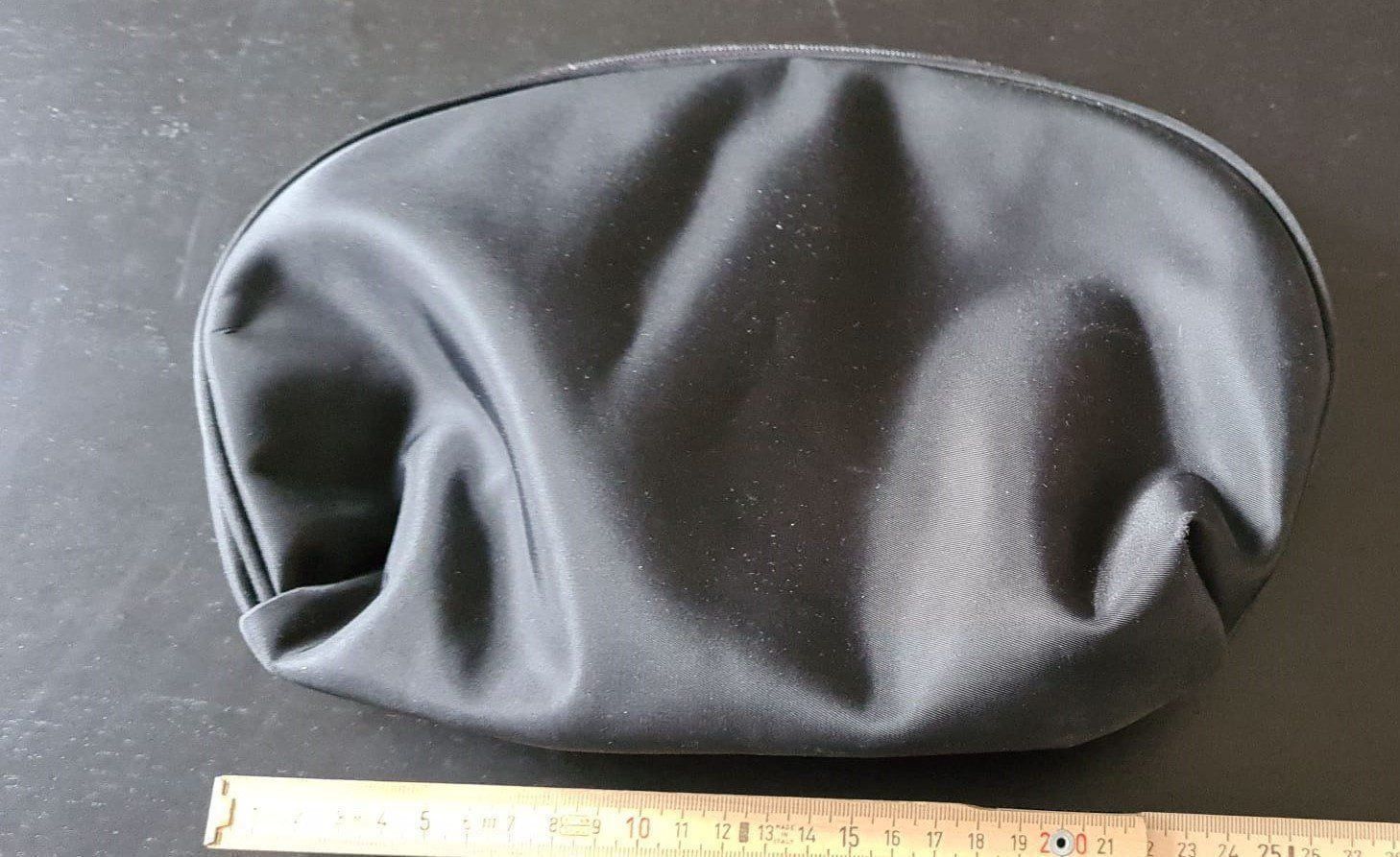 Taschen für Damen: Tasche – Gebraucht aus Erstfeld von Mario_boe0 1