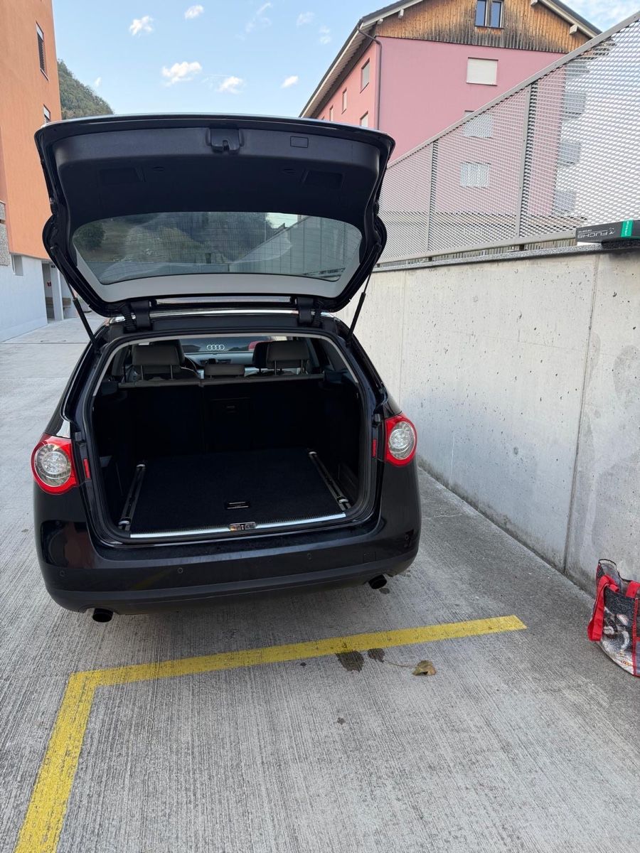 VW Automobili: Passat 3.2 Variant 4x4 – Usato da Rüthi (Rheintal) venduto da leo_zfz7 4