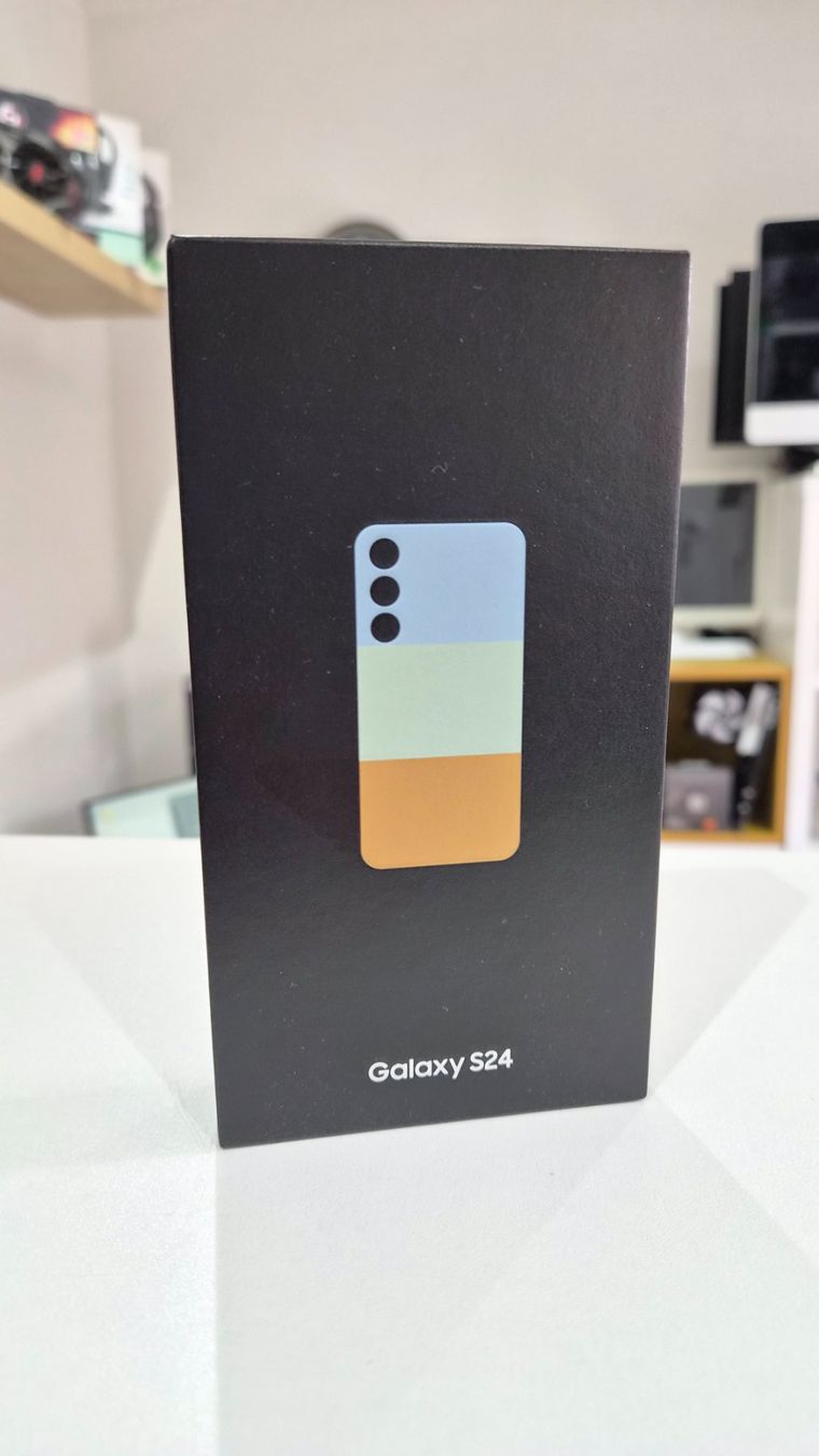 Samsung Telefoni cellulari / Smartphones: Samsung Galaxy S24 – Usato da Chatel-St-Denis venduto da Teck7