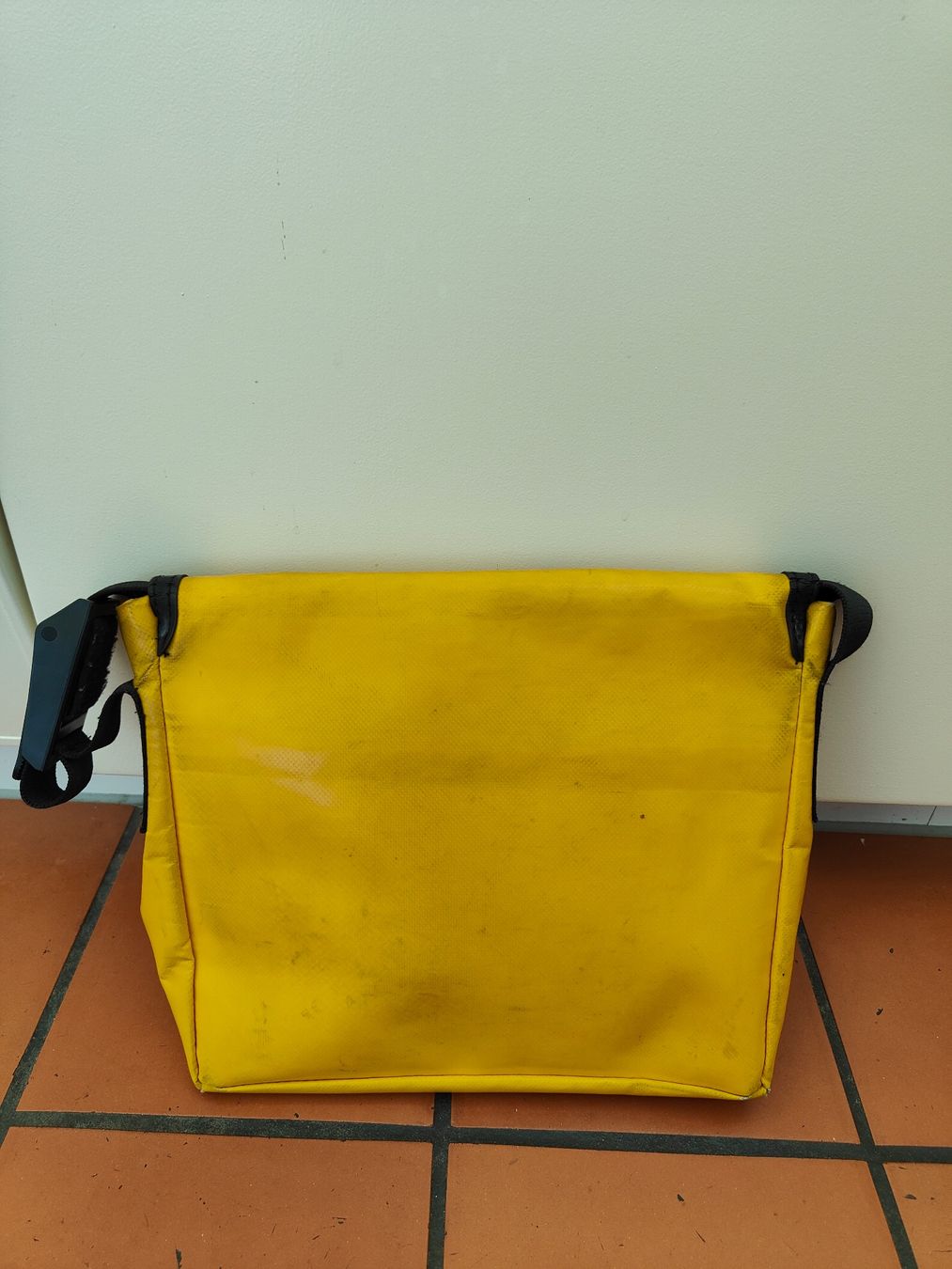 Freitag Borse: Freitagtasche Lassie F11 – Usato da Winterthur venduto da the7mx1reon 1