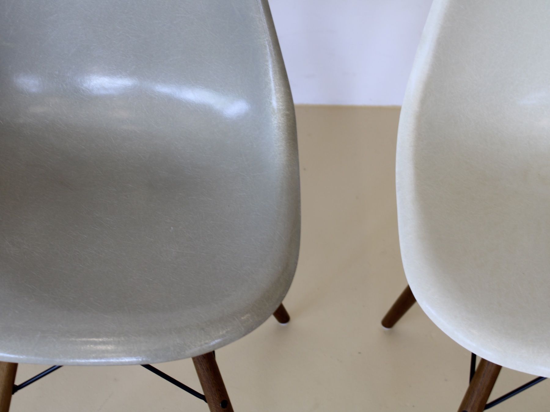 Herman Miller Stühle: Eames Fiberglas Stühle, Hermann Miller – Gebraucht aus Meinisberg von atelier_TILIJA 3