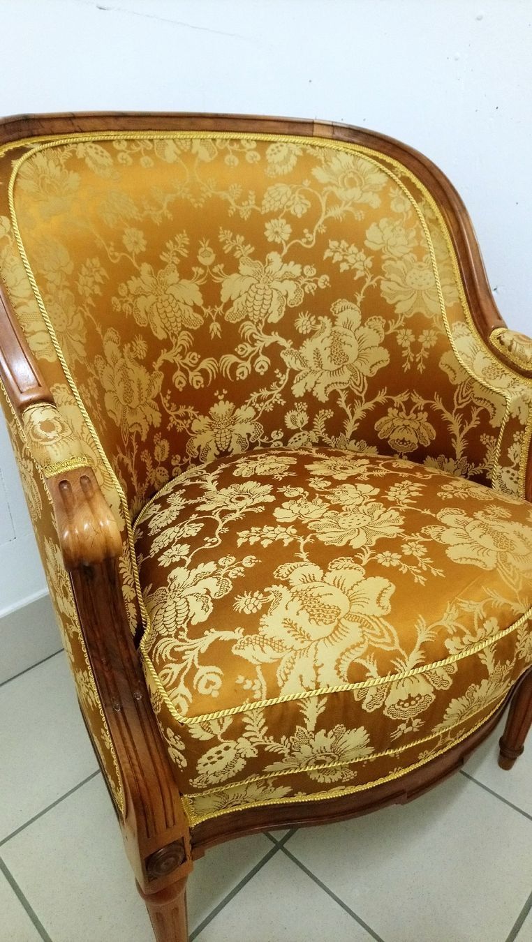 Poltrone: Bergère Transition/Louis XVI, 18e – Usato da Lausanne venduto da huitre01 1