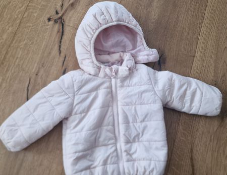 Süsse, rosa Babyjacke mit Kapuze, Grösse 68